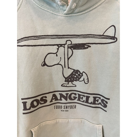 Todd Snyder x Peanuts Los Angeles Snoopy Hoodie Green Large - Picture 2 of 4